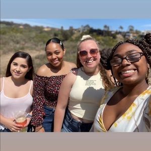 Meet your Posher, Brittany